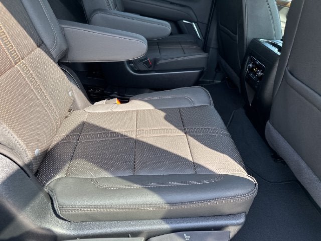 New 2026 Chevrolet Tahoe High Country AWD/4WD image 28