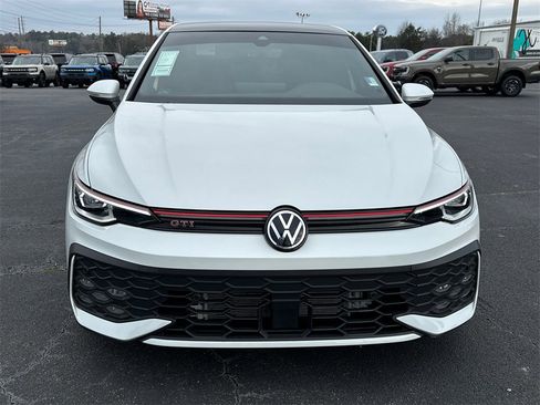 Used 2025 Volkswagen GTI SE image 2