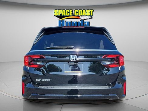 New 2026 Honda Odyssey EX-L image 10