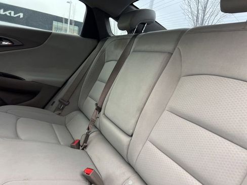 Used 2019 Chevrolet Malibu LT image 30