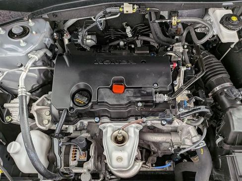 Used 2024 Honda HR-V Sport image 28