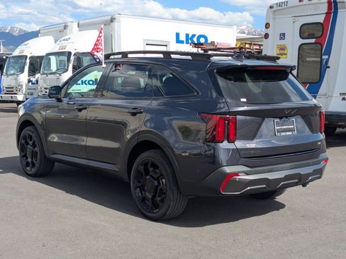 Certified 2025 Kia Sorento SX AWD/4WD image 3