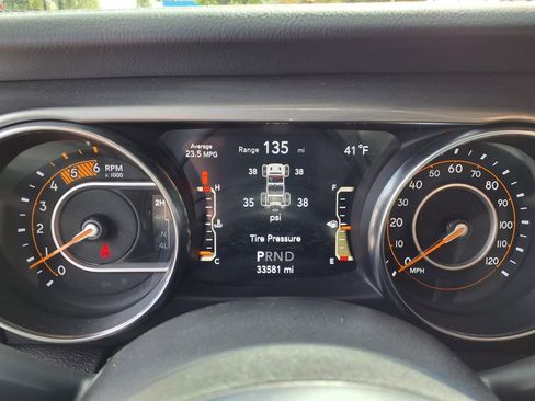 Certified 2023 Jeep Wrangler Unlimited Sahara w/ LED Lighting Group AWD/4WD image 19