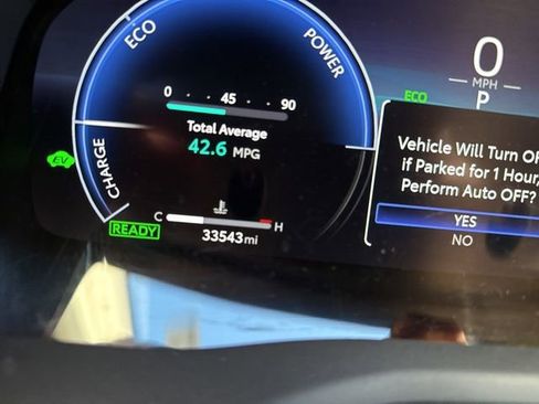 Used 2025 Toyota Camry XLE image 34