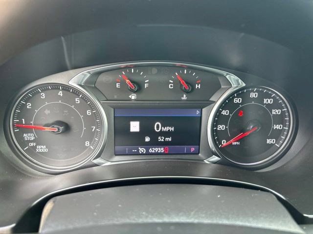 Used 2022 GMC Terrain SLT w/ Infotainment Package II FWD image 15