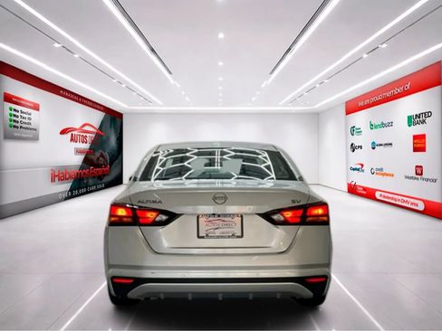 Used 2023 Nissan Altima 2.5 SV image 7