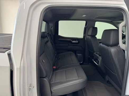 Used 2025 GMC Sierra 1500 Denali w/ Denali Reserve Package AWD/4WD image 17