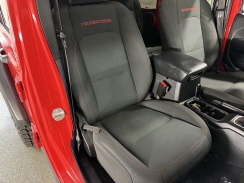 Used 2021 Jeep Wrangler Unlimited Rubicon image 21