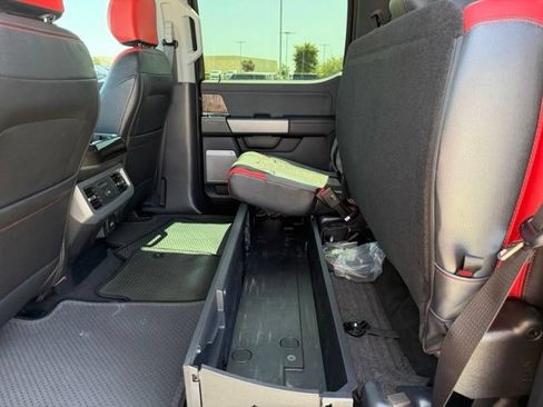 Used 2025 Ford F250 Lariat w/ Lariat Ultimate Package AWD/4WD image 26