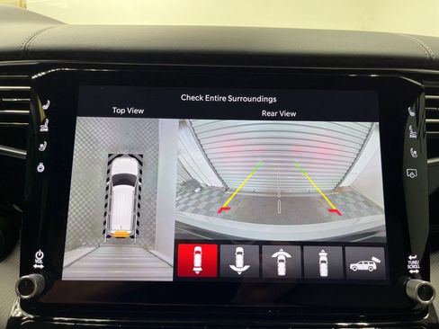 New 2026 Jeep Grand Wagoneer L Summit image 12