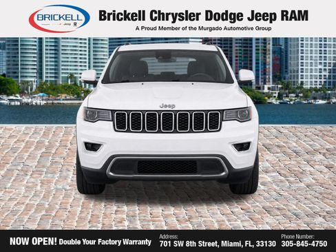 Used 2018 Jeep Grand Cherokee Limited AWD/4WD image 6