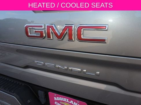 Used 2024 GMC Sierra 1500 Denali w/ Technology Package AWD/4WD image 16