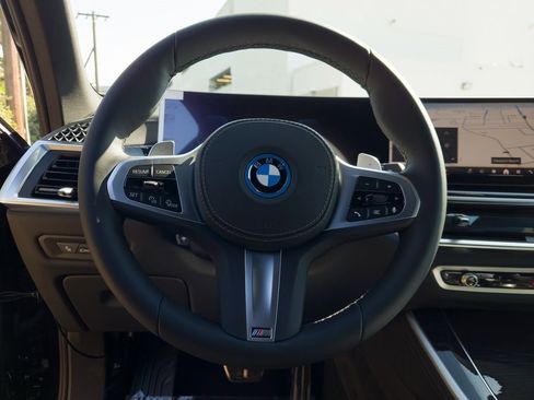 New 2026 BMW X5 xDrive50e w/ M Sport Package image 11