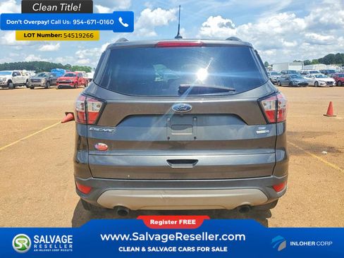 Used 2018 Ford Escape SE w/ SE Sync 3 Package AWD/4WD image 8