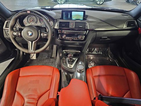 Used 2018 BMW M4 Coupe RWD image 11