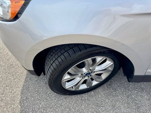 Used 2019 Ford Edge Titanium AWD/4WD image 36