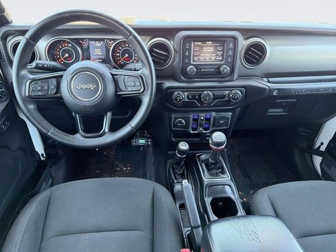 Used 2018 Jeep Wrangler Unlimited Sport S AWD/4WD image 6
