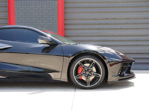 Used 2024 Chevrolet Corvette Stingray Coupe w/ 1LT RWD image 12