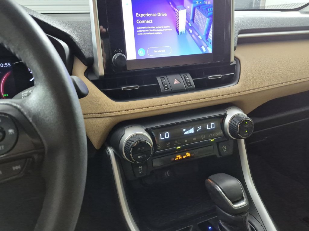 Used 2023 Toyota RAV4 XLE Premium AWD/4WD image 18
