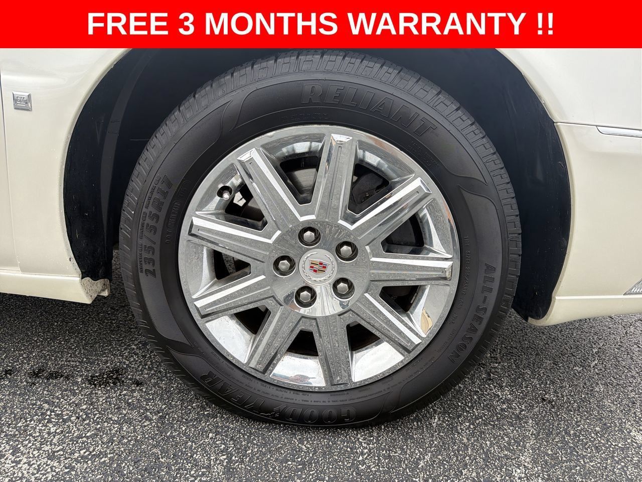 Used 2010 Cadillac DTS Premium w/ Driver Awareness Package FWD image 10