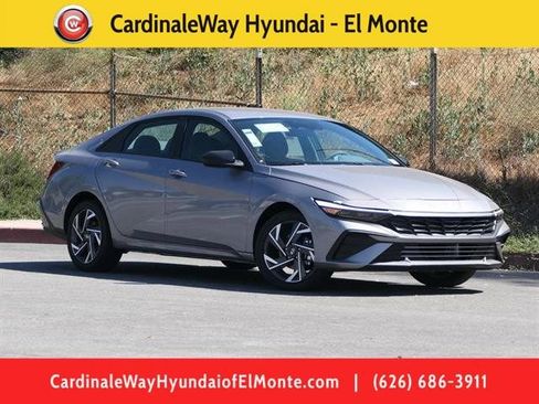 New 2025 Hyundai Elantra SEL w/ Cargo Package FWD image 1