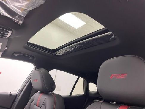 New 2026 Chevrolet Trax RS w/ Sunroof Package image 11