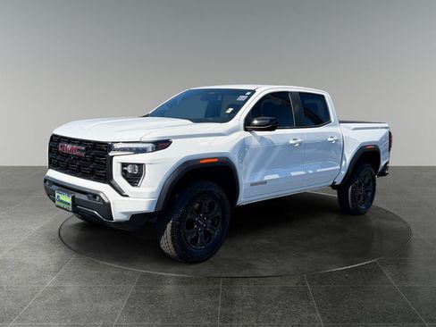 Used 2025 GMC Canyon Elevation w/ Convenience Package AWD/4WD image 3