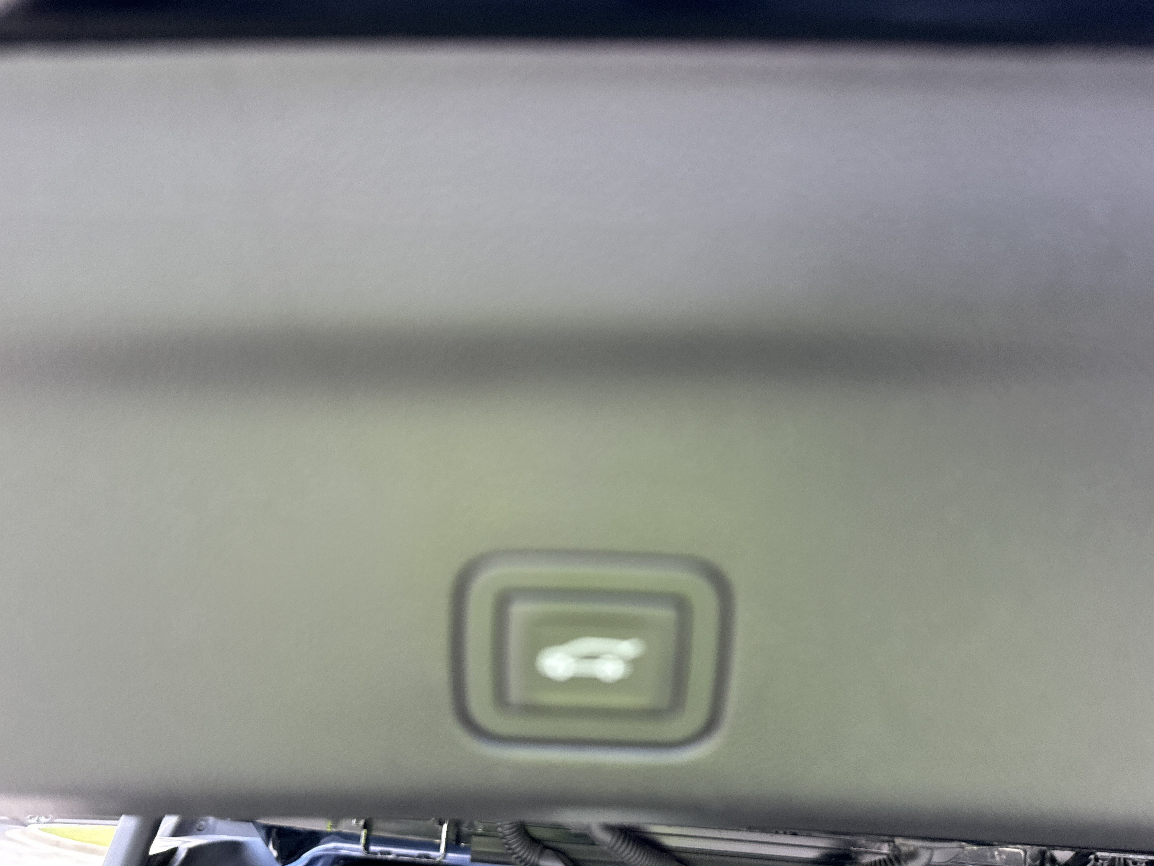 Used 2024 Chevrolet Tahoe RST w/ Luxury Package RWD image 7