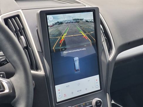 Used 2024 Ford Edge SEL w/ Convenience Package image 20