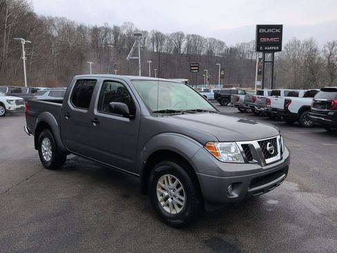 Used 2019 Nissan Frontier SV w/ Value Truck Package image 2