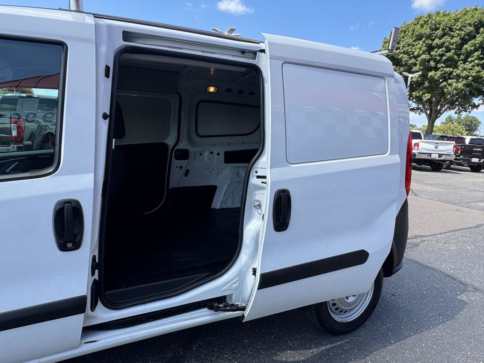 Used 2021 RAM ProMaster City Tradesman FWD image 30