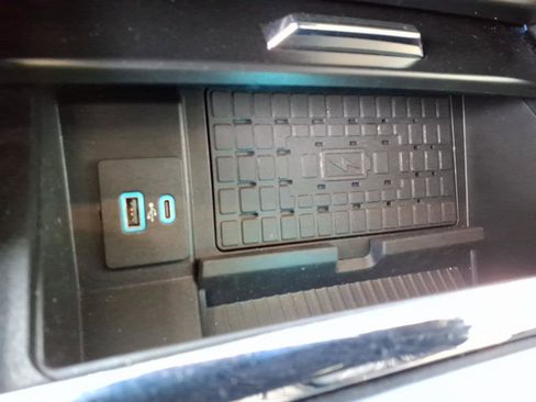 Certified 2022 Ford Expedition XLT image 18