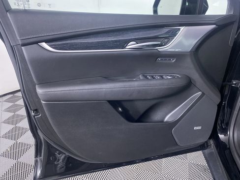 Certified 2022 Cadillac XT5 Premium Luxury AWD/4WD image 23