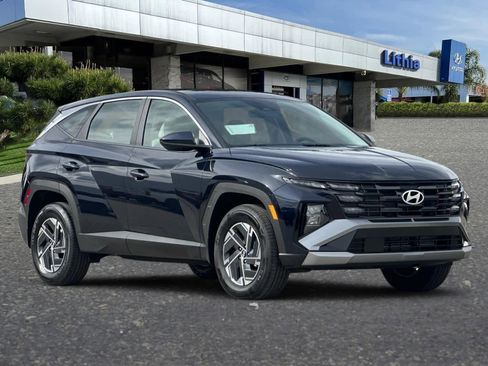 New 2026 Hyundai Tucson Blue SE image 9