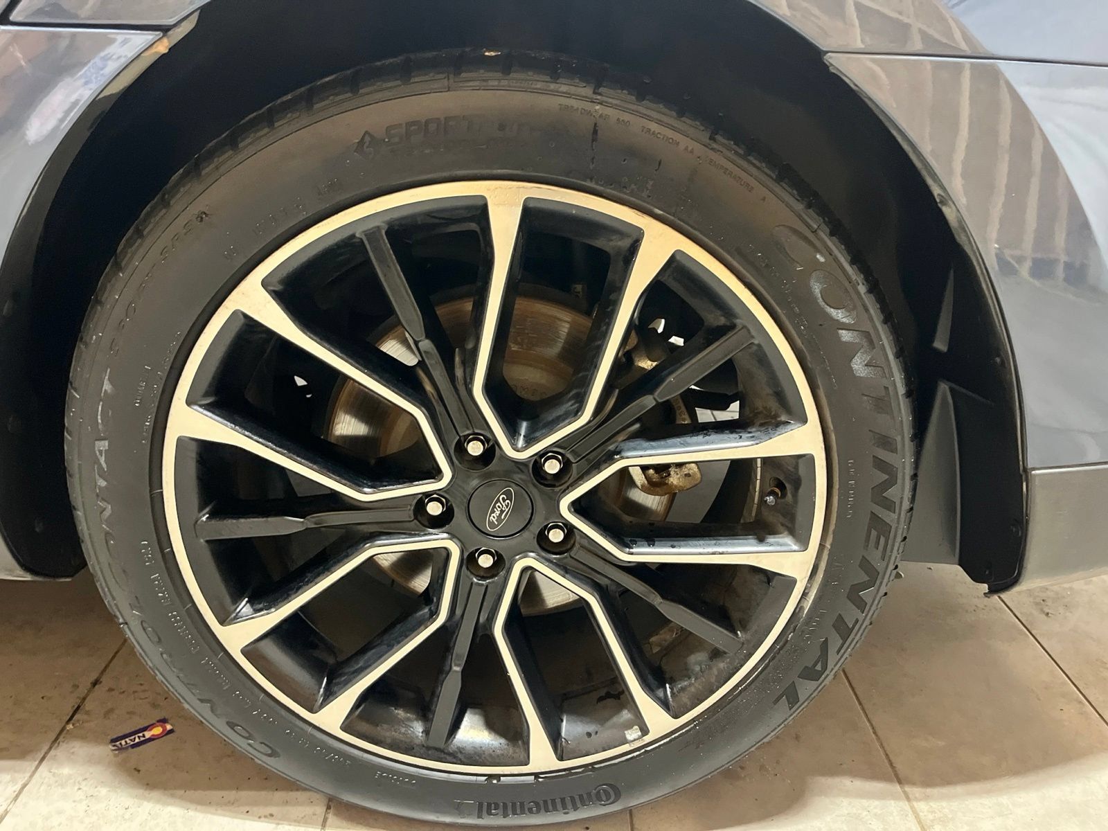 Used 2018 Ford Taurus SEL w/ Equipment Group 201A FWD image 12