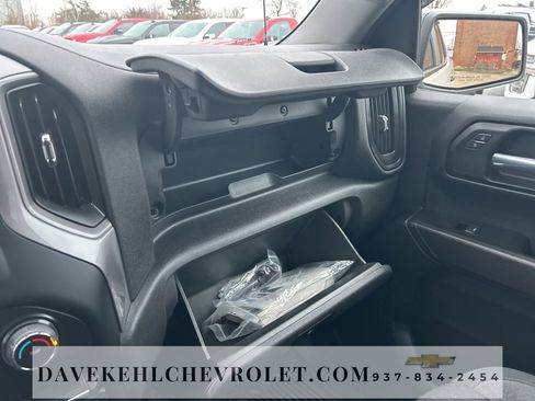 Used 2022 Chevrolet Silverado 1500 Custom image 18