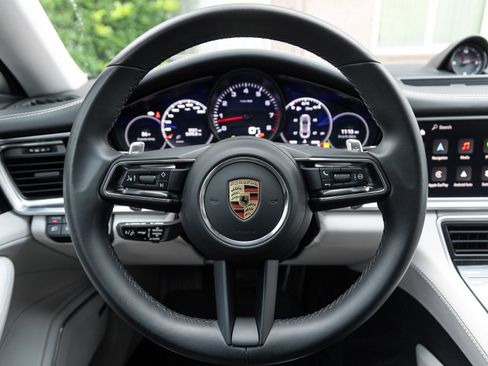 Certified 2023 Porsche Panamera 4S AWD/4WD image 13