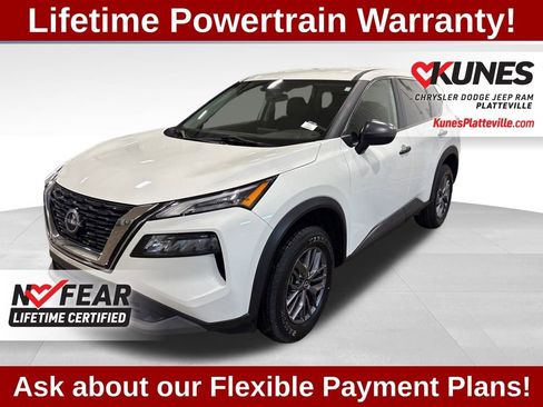 Used 2023 Nissan Rogue S image 5