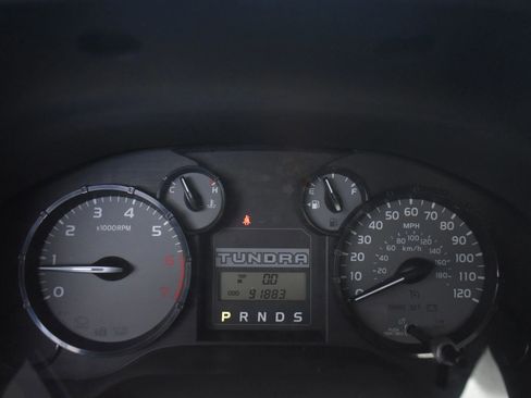 Used 2014 Toyota Tundra SR image 22