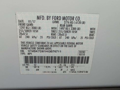 Used 2017 Ford Explorer XLT w/ Equipment Group 202A FWD image 36