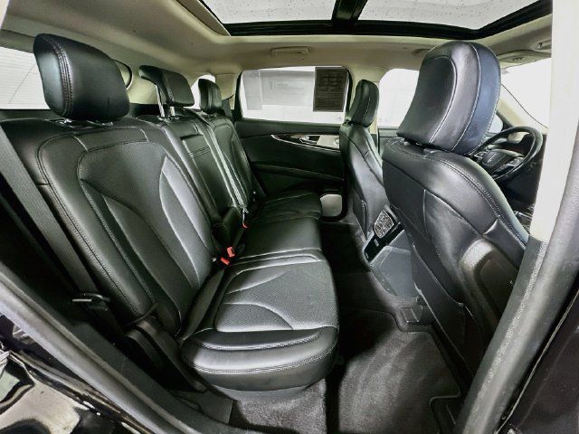 Used 2023 Lincoln Nautilus Reserve w/ Equipment Group 202A AWD/4WD image 32