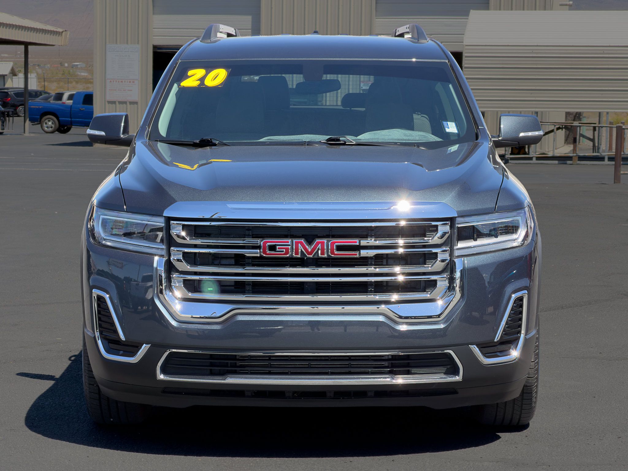 Used 2020 GMC Acadia SLE w/ Driver Convenience Package FWD image 8