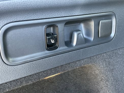 New 2026 Mercedes-Benz GLC 300 image 10