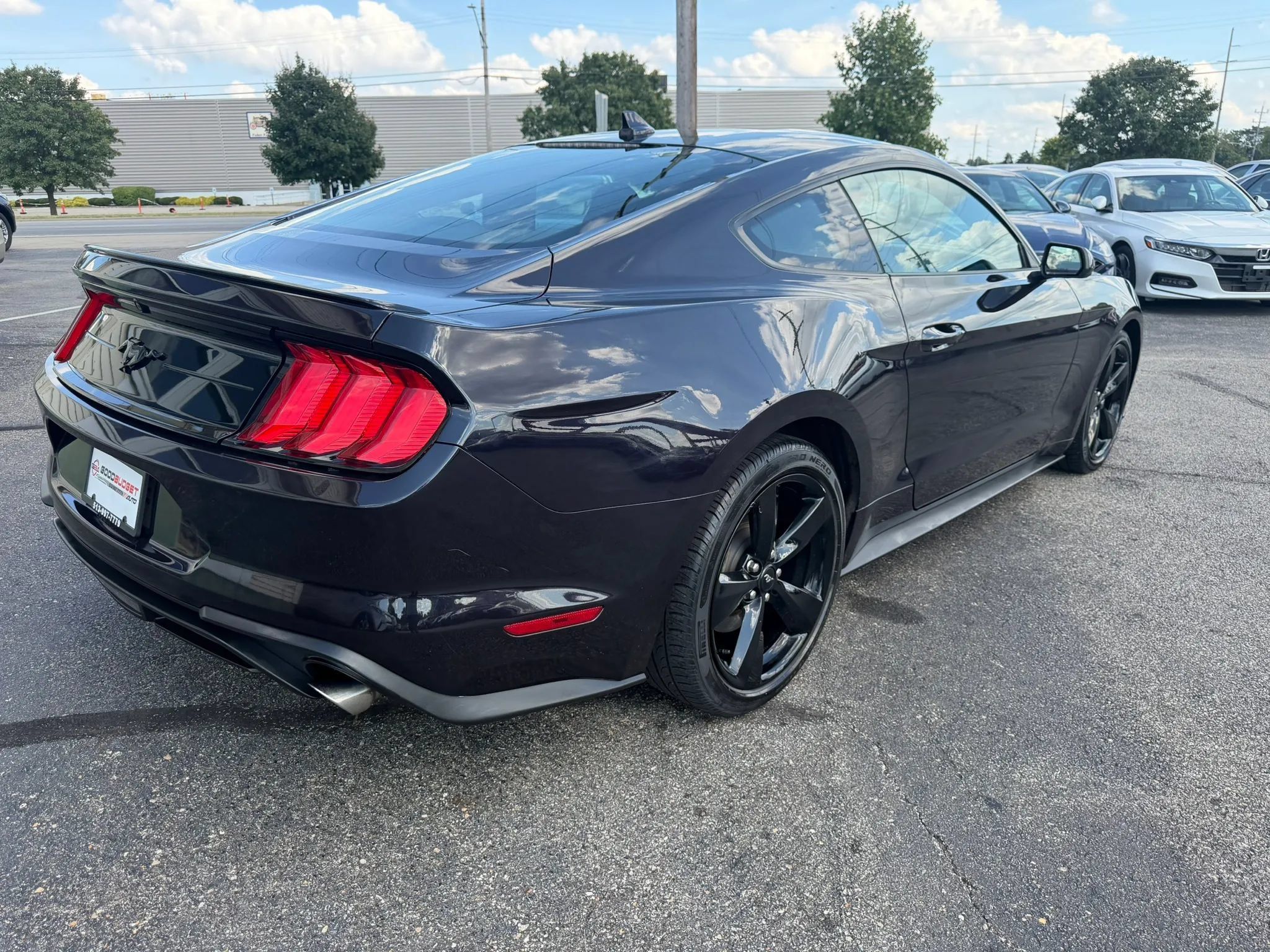 Used 2022 Ford Mustang Coupe w/ Black Accent Package RWD image 7