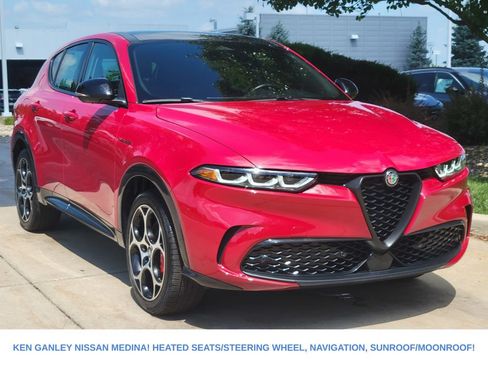 Used 2024 Alfa Romeo Tonale Veloce AWD/4WD image 1
