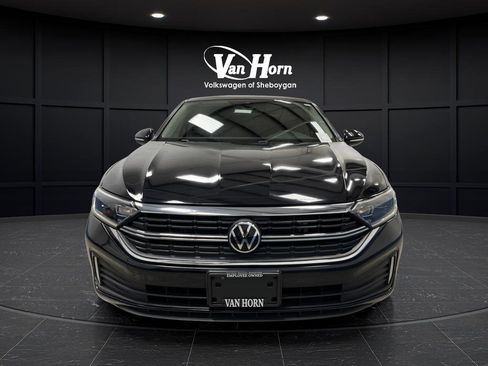 Used 2022 Volkswagen Jetta SEL image 12
