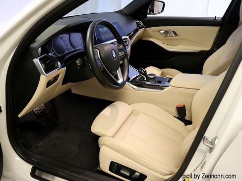 Used 2021 BMW 330i xDrive 330i xDrive w/ Convenience Package image 11