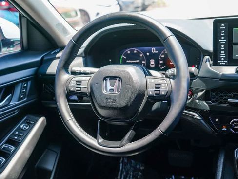 Used 2025 Honda Accord EX-L image 14