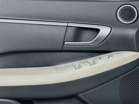 Used 2023 Hyundai Sonata SEL w/ Cargo Package image 14