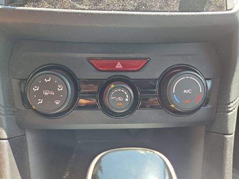 Used 2018 Subaru Crosstrek 2.0i Premium AWD/4WD image 19